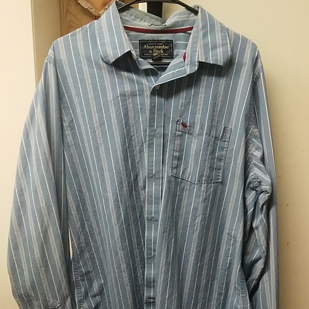 Men's Abercrombie and Fitch button down shirt mint